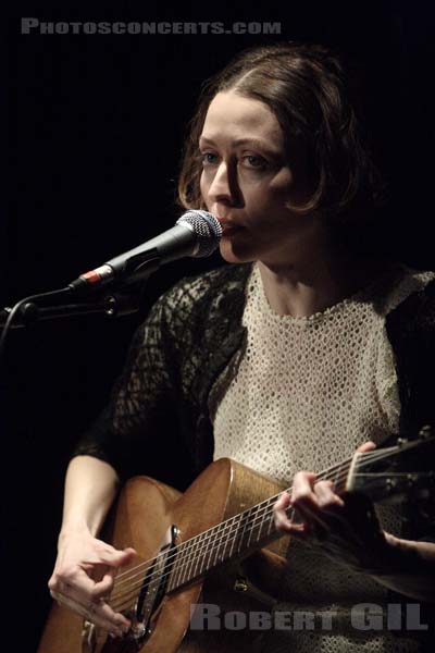 SIMONE WHITE - 2008-04-10 - PARIS - La Maroquinerie - Simone White